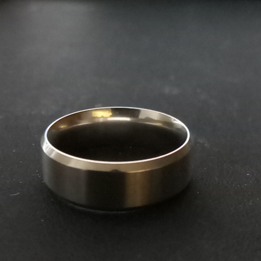 Silver ring - Picture 3 of 3